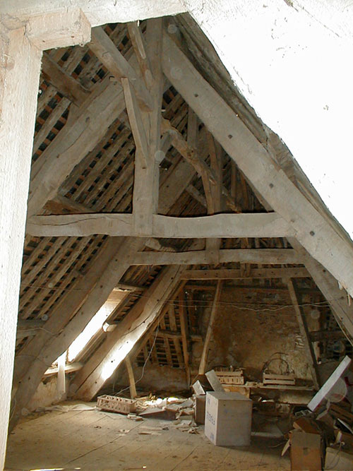 Les métiers de la construction / Micherioù sevel tiez Presbytere-charpente-2002